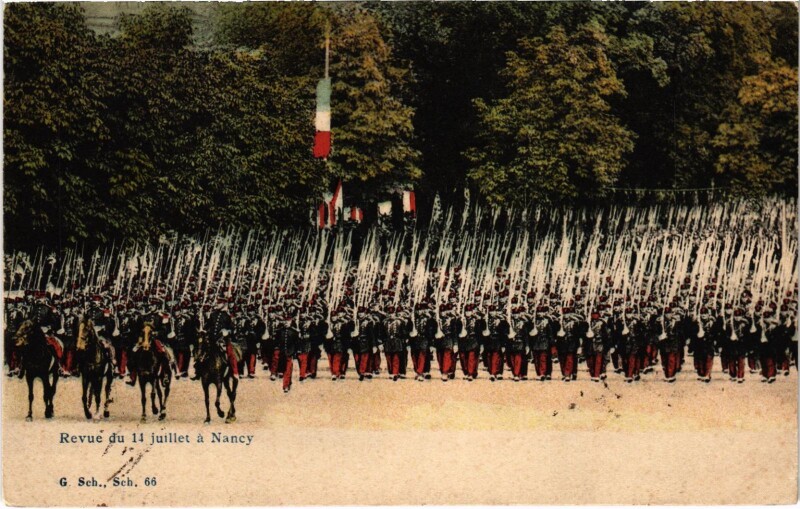 Carte postale ancienne Militaire Nancy - Revue du 14 Juillet á Nancy à Nancy