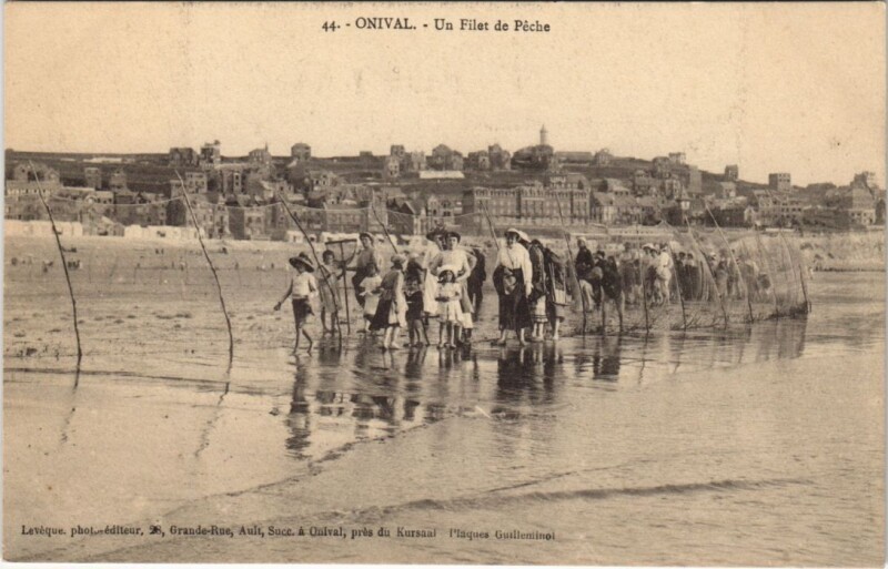 Carte postale ancienne Onival - Un Filet de Peche