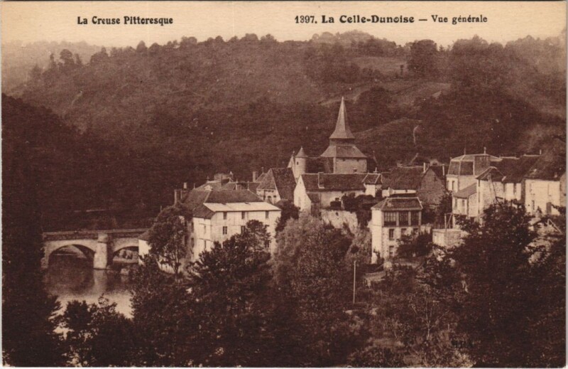 Carte postale ancienne La Celle-Dunoise - Vue génétale à La Celle-Dunoise