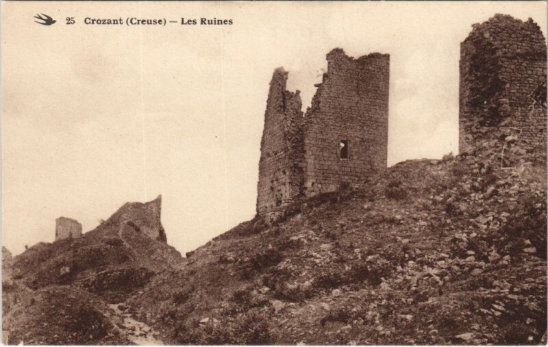 Carte postale ancienne Crozant - Les Ruines à Crozant