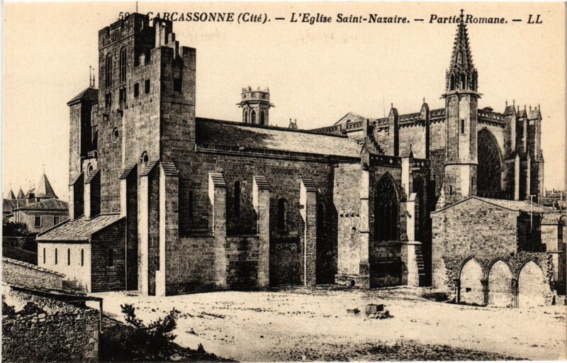 Carte postale ancienne Carcassonne L'Eglise St.Nazaire France à Carcassonne