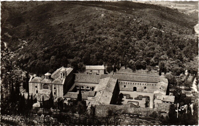 Carte postale ancienne Narbonne Vue d'ensemble France à Narbonne