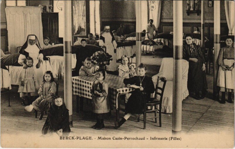 Carte postale ancienne Berck-Plage - Maison Cazin-Perrochaud Infirmerie à Berck