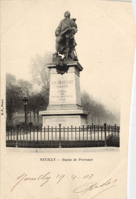 Carte postale ancienne Neuilly - Statue de Perronet