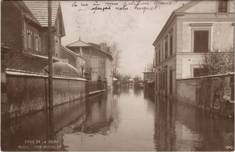 Carte postale ancienne Rueil - Rue Michelet