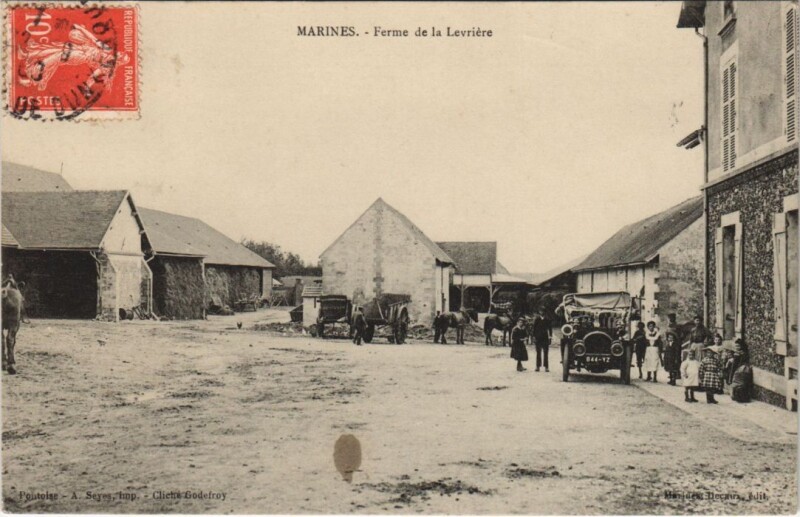 Carte postale ancienne Marines - Fermer de la Levriére à Marines