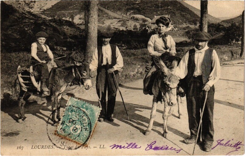 Carte postale ancienne Lourdes - Types du Pays à Lourdes