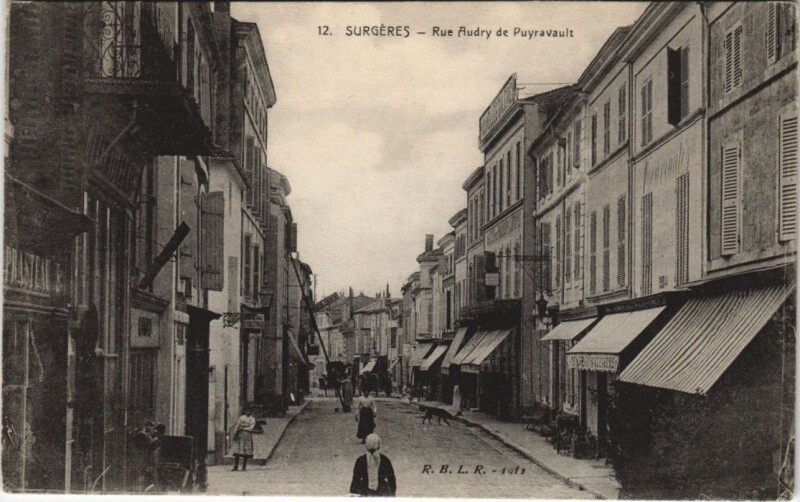 Carte postale ancienne Surgeres-Rue Audry de Puyravault à Puyravault