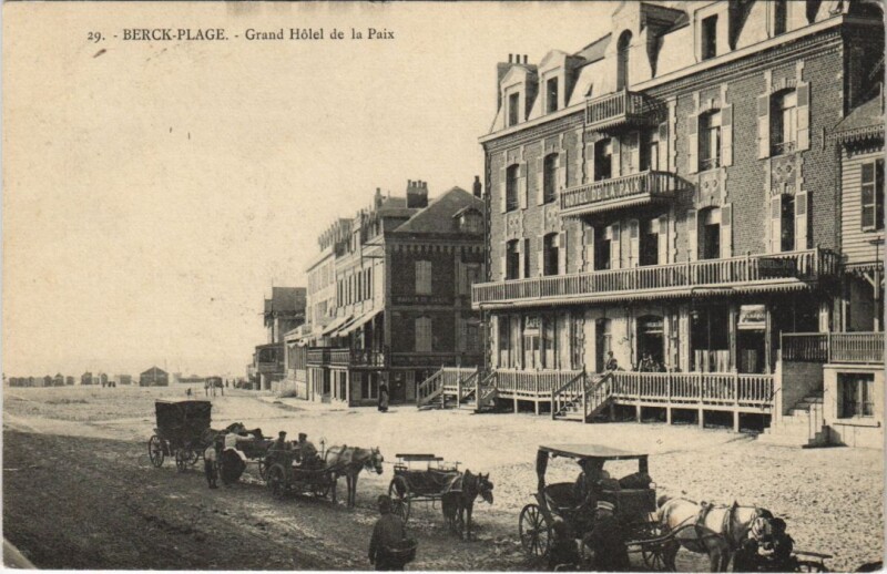 Carte postale ancienne Berck-Plage-Grand Hótel de la Paix à Berck