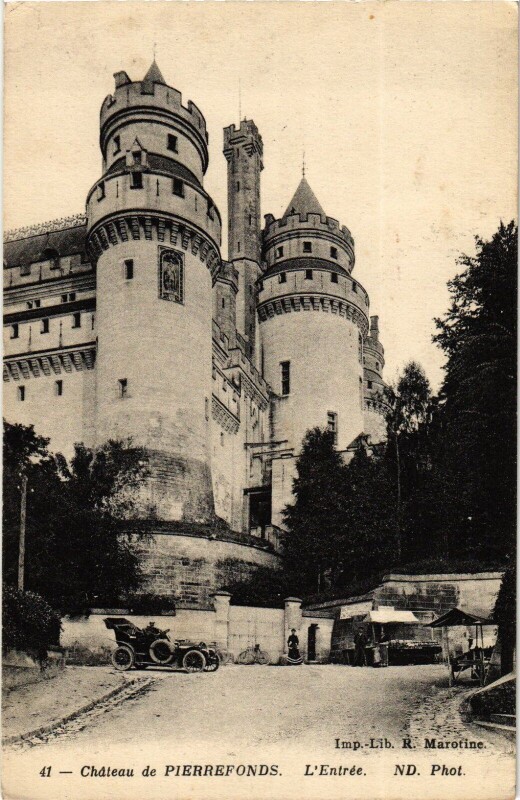 Carte postale ancienne Pierrefonds L'Entree France à Pierrefonds