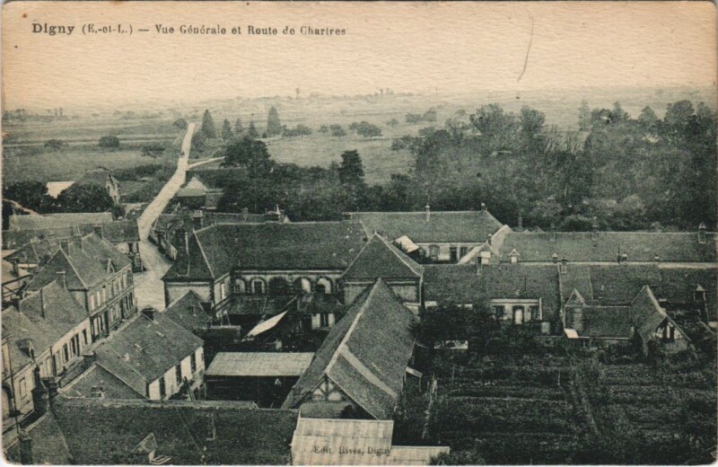 Carte postale ancienne Digny - Vue Générale et Route de Charires à Digny