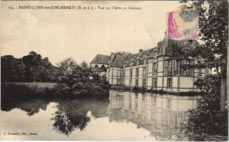 Carte postale ancienne Saint-Lubin-des-Joncherets Vue sur l'Avre et Chateau à Saint-Lubin-des-Joncherets