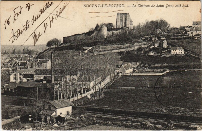 Carte postale ancienne Nogent-le-Rotrou - Le Chateau de Saint-Jean coté Sud à Nogent-le-Rotrou