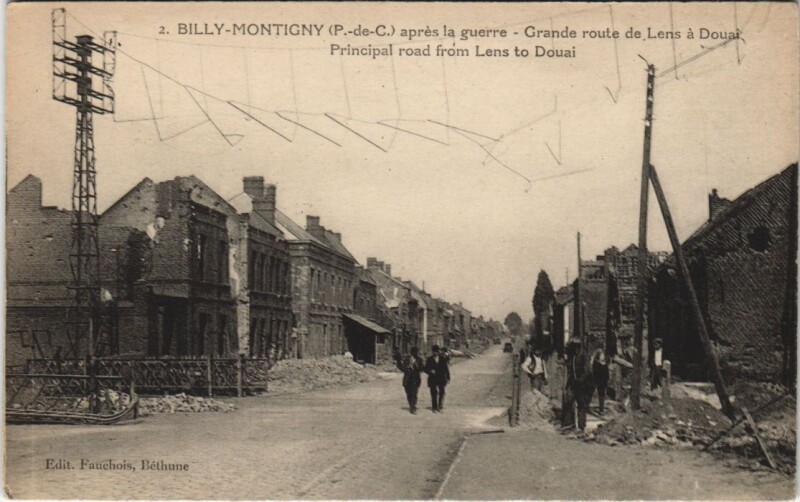 Carte postale ancienne Billy-Montigny aprés la guerre-Grande route de Lens á Douai à Billy-Montigny