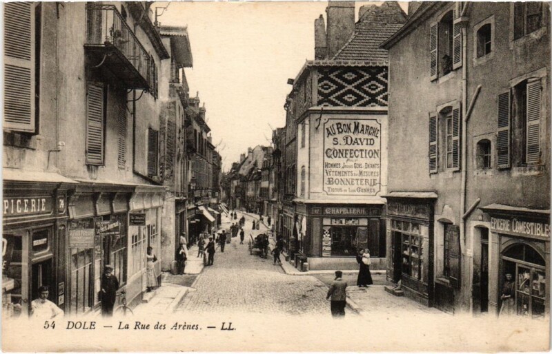 Carte postale ancienne Dole- La Rue des Arenes France