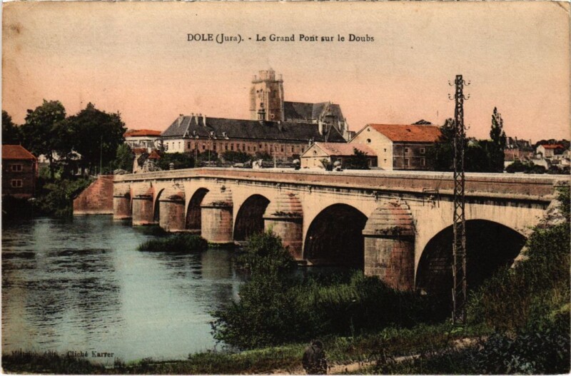 Carte postale ancienne Dole- Le Grand Pont sur le Doubs France