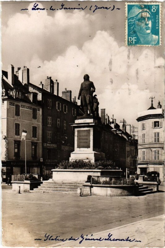 Carte postale ancienne Lons le Saunier- Statue du General Lecourbe France à Lons-le-Saunier