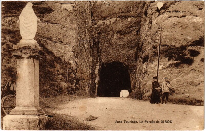 Carte postale ancienne La Percee de Sirod France à Sirod