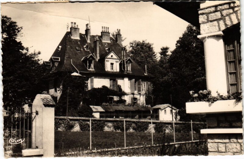 Carte postale ancienne Mont sous Vaudrey- Chateau Gaillard France à Mont-sous-Vaudrey