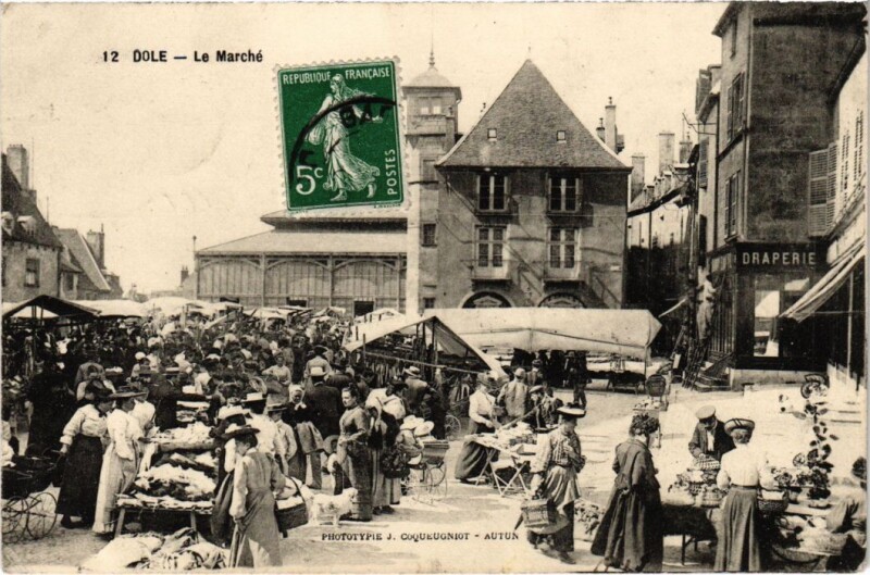 Carte postale ancienne Dole- Le Marche France-