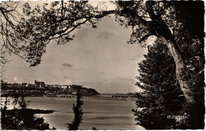 Carte postale ancienne Cancale Vue Generale France à Cancale