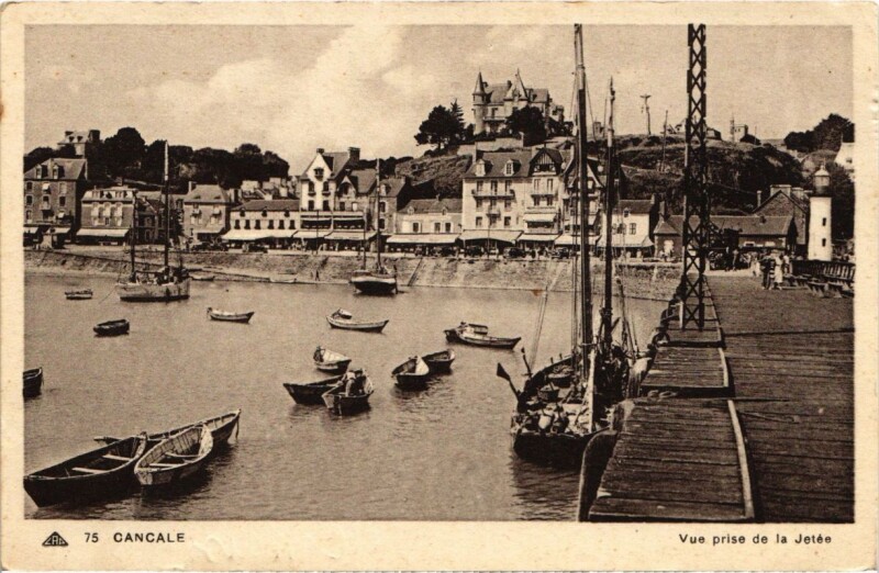 Carte postale ancienne Cancale Vue prise de la Jetee France à Cancale