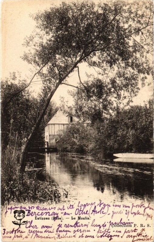 Carte postale ancienne Estissac - Le Moulin à Estissac