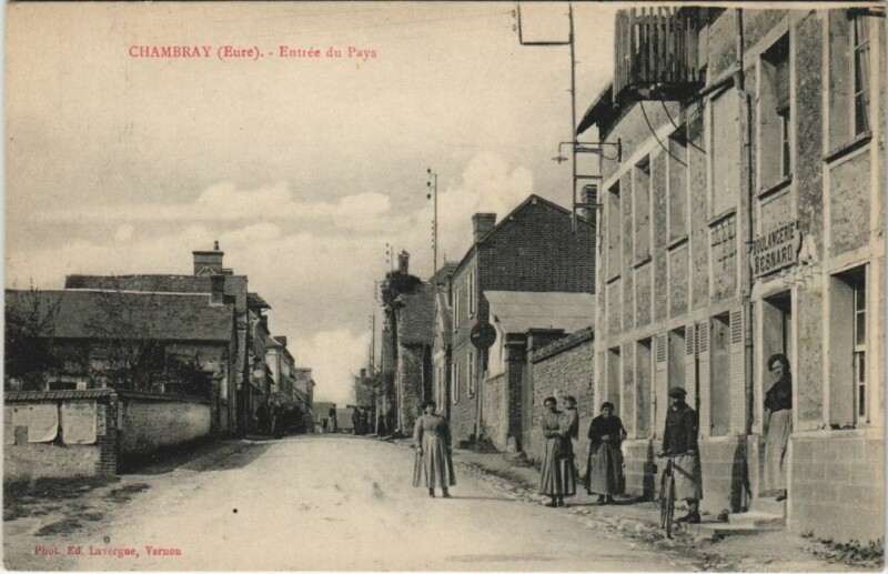 Carte postale ancienne Chambray-Entrée du Pays à Chambray