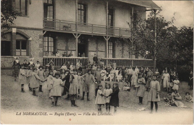 Carte postale ancienne La Normandie-Rugles-Villa des Libellules à Rugles