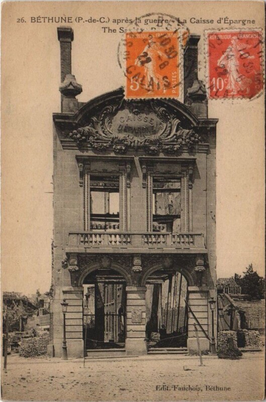 Carte postale ancienne Bethune-La Caisse d'Epargne