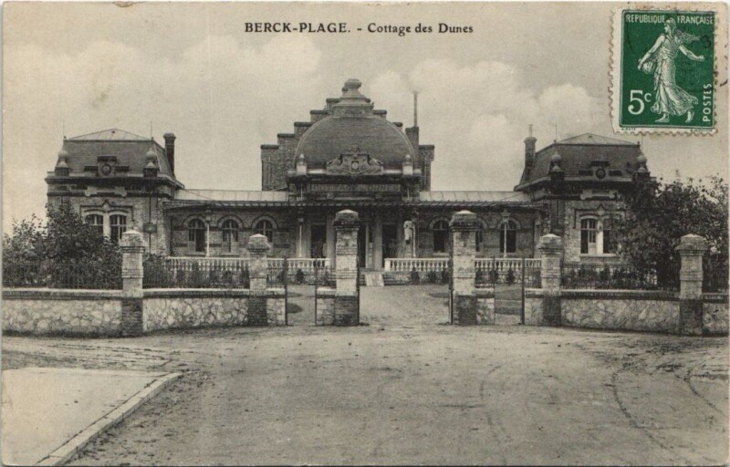 Carte postale ancienne Berck-Plage-Cottage des Dunes à Berck