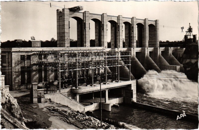 Carte postale ancienne Le Barrage de Rivieres France