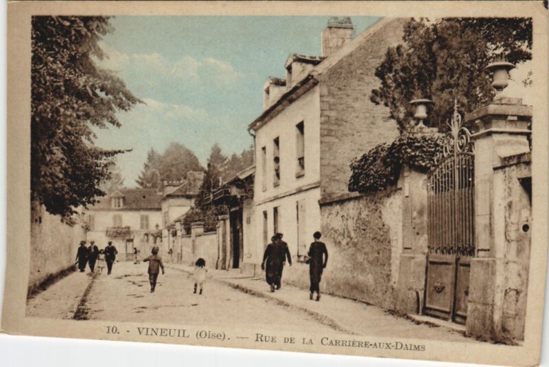 Carte postale ancienne Vineuil - Rue de la Carriere-Aux-Daims