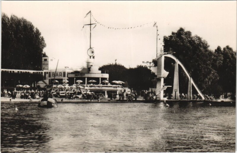 Carte postale ancienne Plage de Lys Chantilly Boran Oise Le Bar et le Toboggan à Antilly