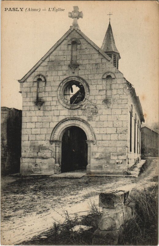 Carte postale ancienne Pasly - L'Eglise à Pasly