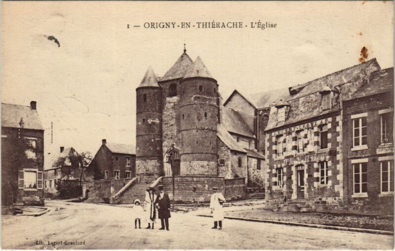 Carte postale ancienne Origny-en-Thierache - L'Eglise à Origny-en-Thiérache