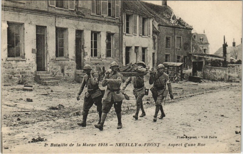 Carte postale ancienne Neuilly-Saint-Front - Aspect d'une Rue - Bataille de la Marne à Neuilly-Saint-Front