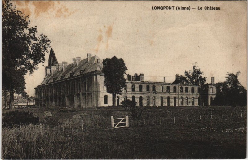 Carte postale ancienne Longpont - Le Chateau à Longpont