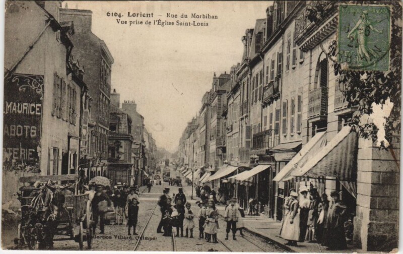 Carte postale ancienne Lorient - Rue du Morbihan - Vue prise de l'Eglise Saint-Louis à Lorient