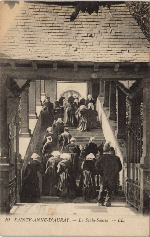 Carte postale ancienne Sainte-Anne-d'Auray - La Scala-Sancta à Sainte-Anne-d'Auray