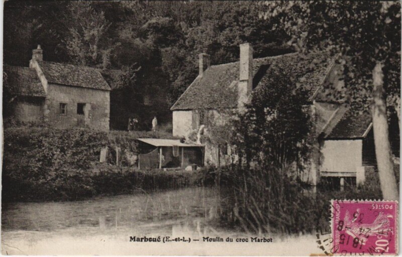 Carte postale ancienne Marboue - Moulin du croc Marbot à Marboué