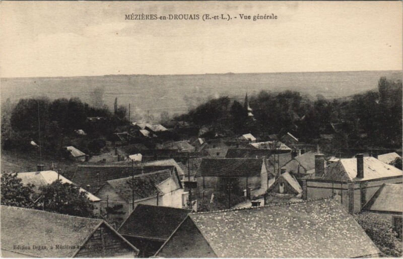 Carte postale ancienne Mezieres-en-Drouais - Vue générale à Mézières-en-Drouais