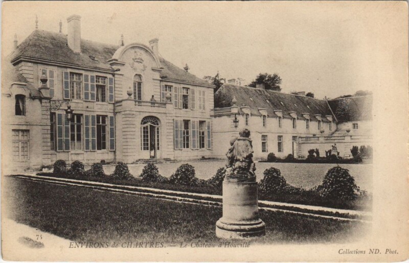 Carte postale ancienne Environs de Chartres - Le Chateau d'Houville à Chartres