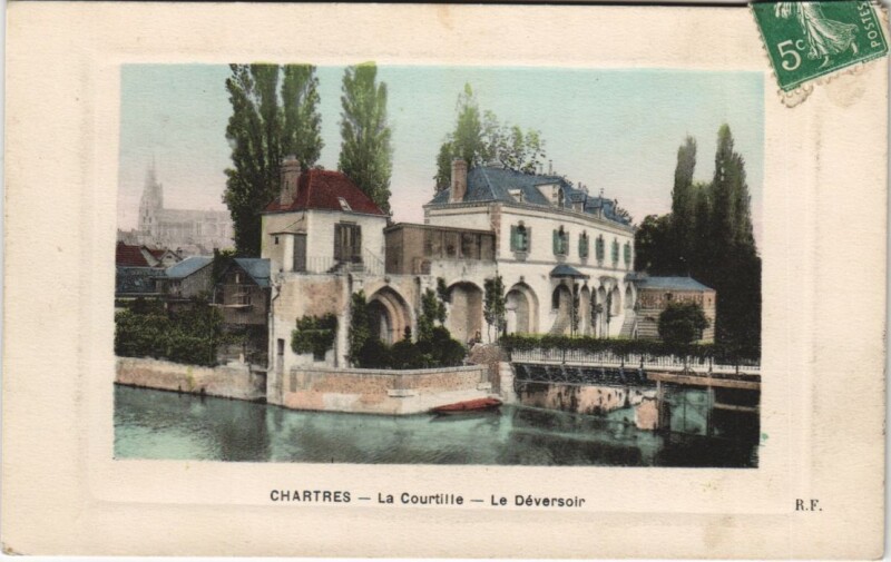 Carte postale ancienne Chartres - La Courtille - Le Déversoir à Chartres