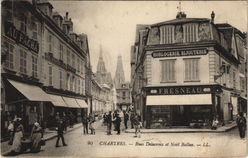 Carte postale ancienne Chartres - Rue Delacroix et Noel Ballay à Chartres