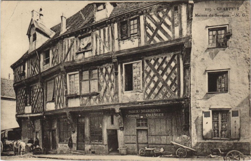 Carte postale ancienne Chartres - Maison du Saumon à Chartres