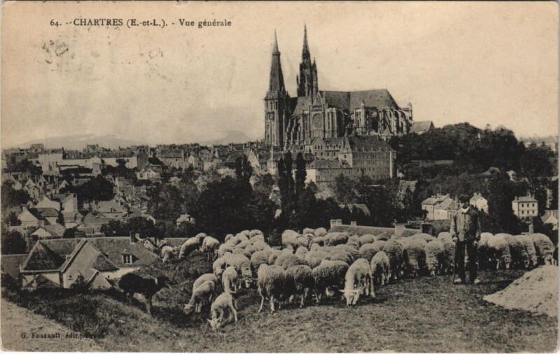 Carte postale ancienne Chartres - vue generale à Chartres