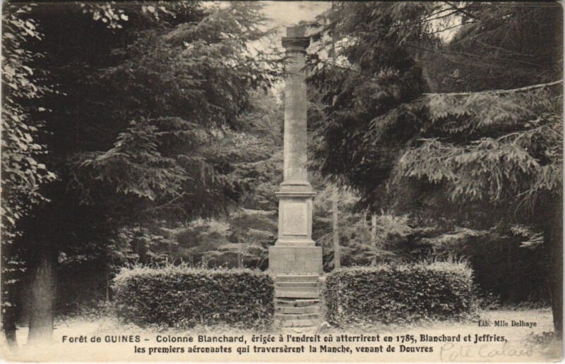 Carte postale ancienne Foret de Guines - Colonne Blanchard