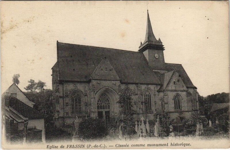 Carte postale ancienne Eglise de Fressin - Classee comme monument historique à Fressin