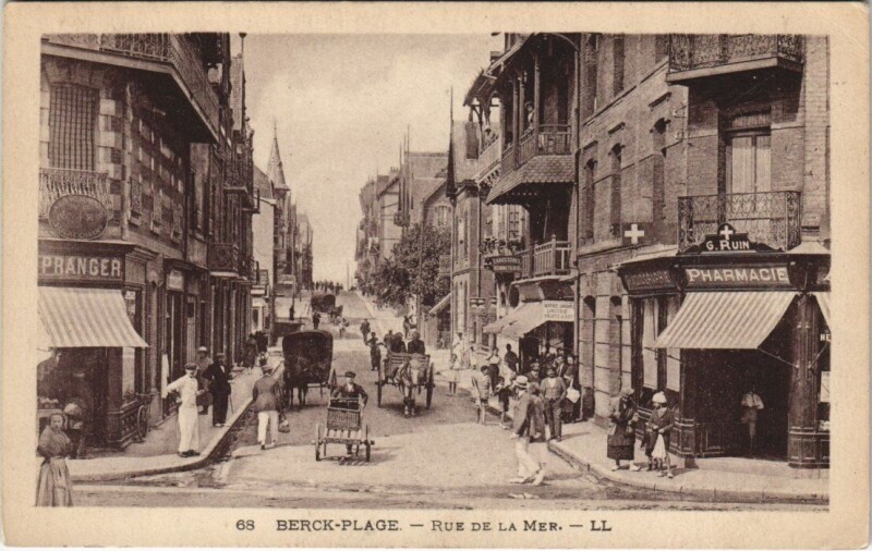 Carte postale ancienne Berck-Plage - Rue de la Mer à Berck